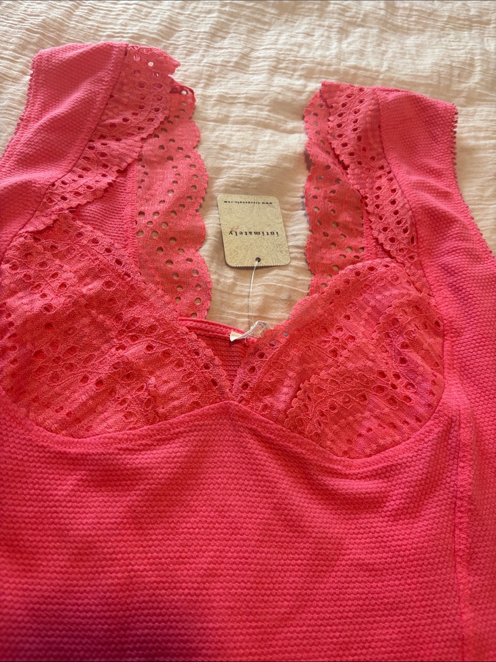 Tank top - Picture 2 of 4